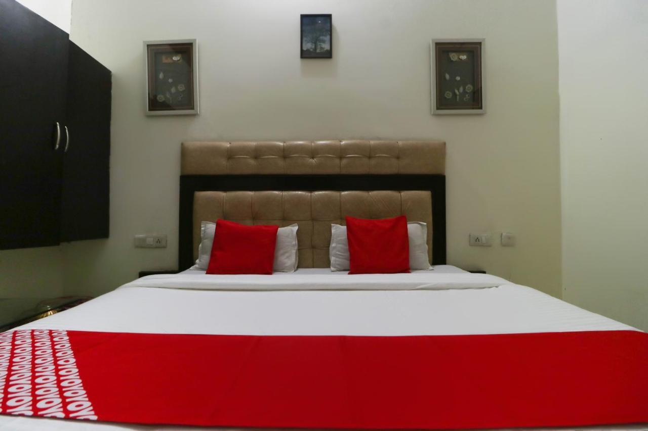 Oyo 67632 Pearl Hotel
