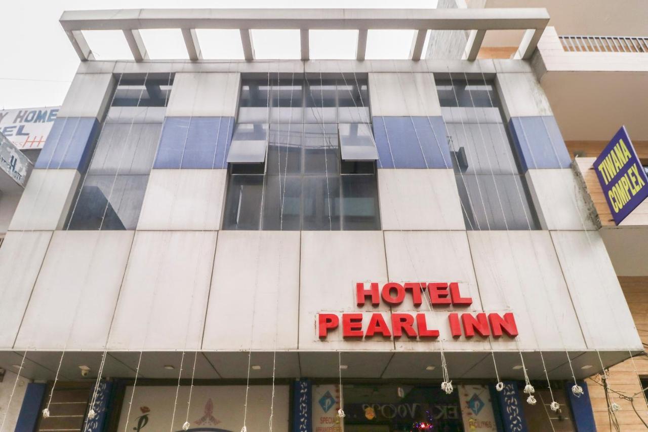 Oyo 67632 Pearl 3* Chandigarh