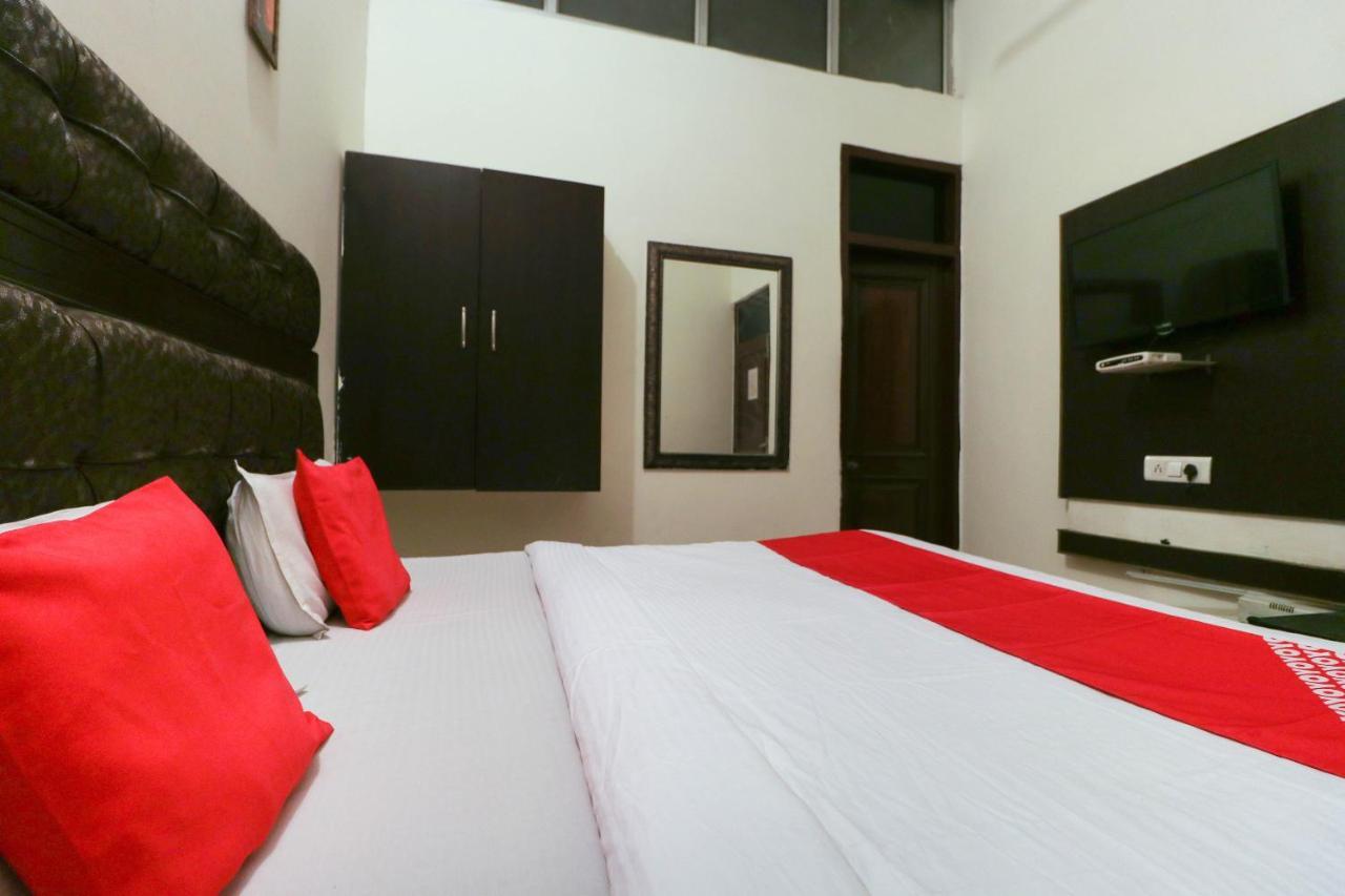 Oyo 67632 Pearl Hotel 3*